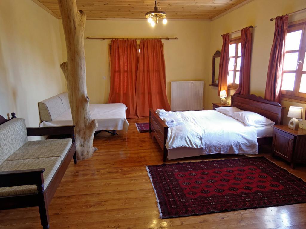 Nimbus Guesthouse Sidhirokhórion 객실 사진
