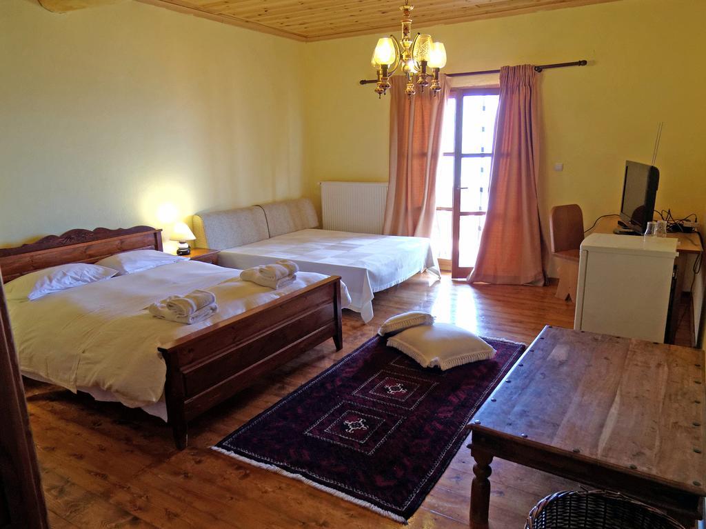 Nimbus Guesthouse Sidhirokhórion 객실 사진
