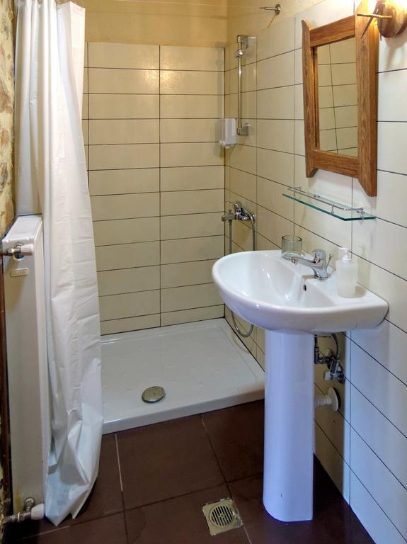 Nimbus Guesthouse Sidhirokhórion 객실 사진